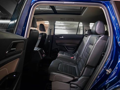 Used 2022 Volkswagen Atlas SEL Premium image 22