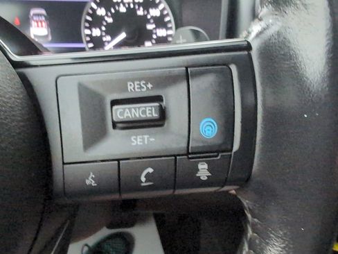 Used 2023 Nissan Rogue SL w/ SL Premium Package AWD/4WD image 16