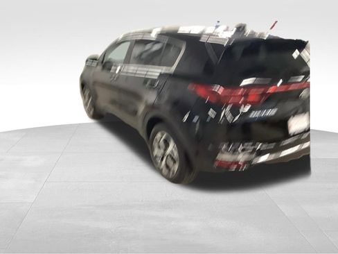 Used 2020 Kia Sportage LX AWD/4WD image 3