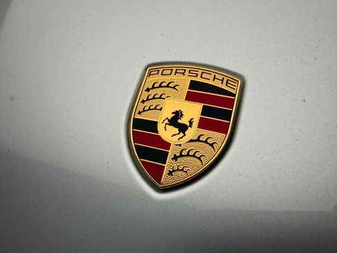 Used 2017 Porsche Macan AWD/4WD image 21
