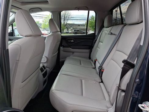 Used 2023 Honda Ridgeline RTL image 11