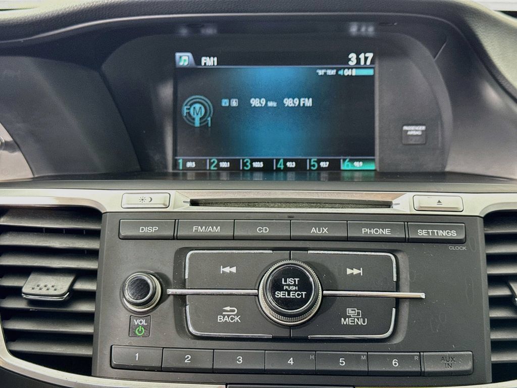 Used 2015 Honda Accord LX image 17