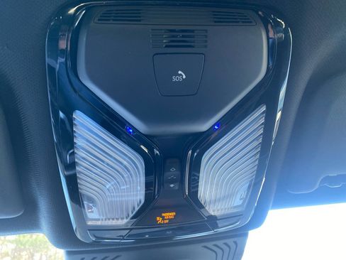 Used 2022 BMW X4 xDrive30i w/ Convenience Package image 18