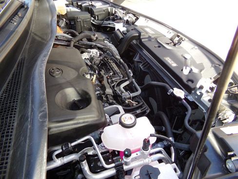 Used 2024 Toyota Sienna LE image 69