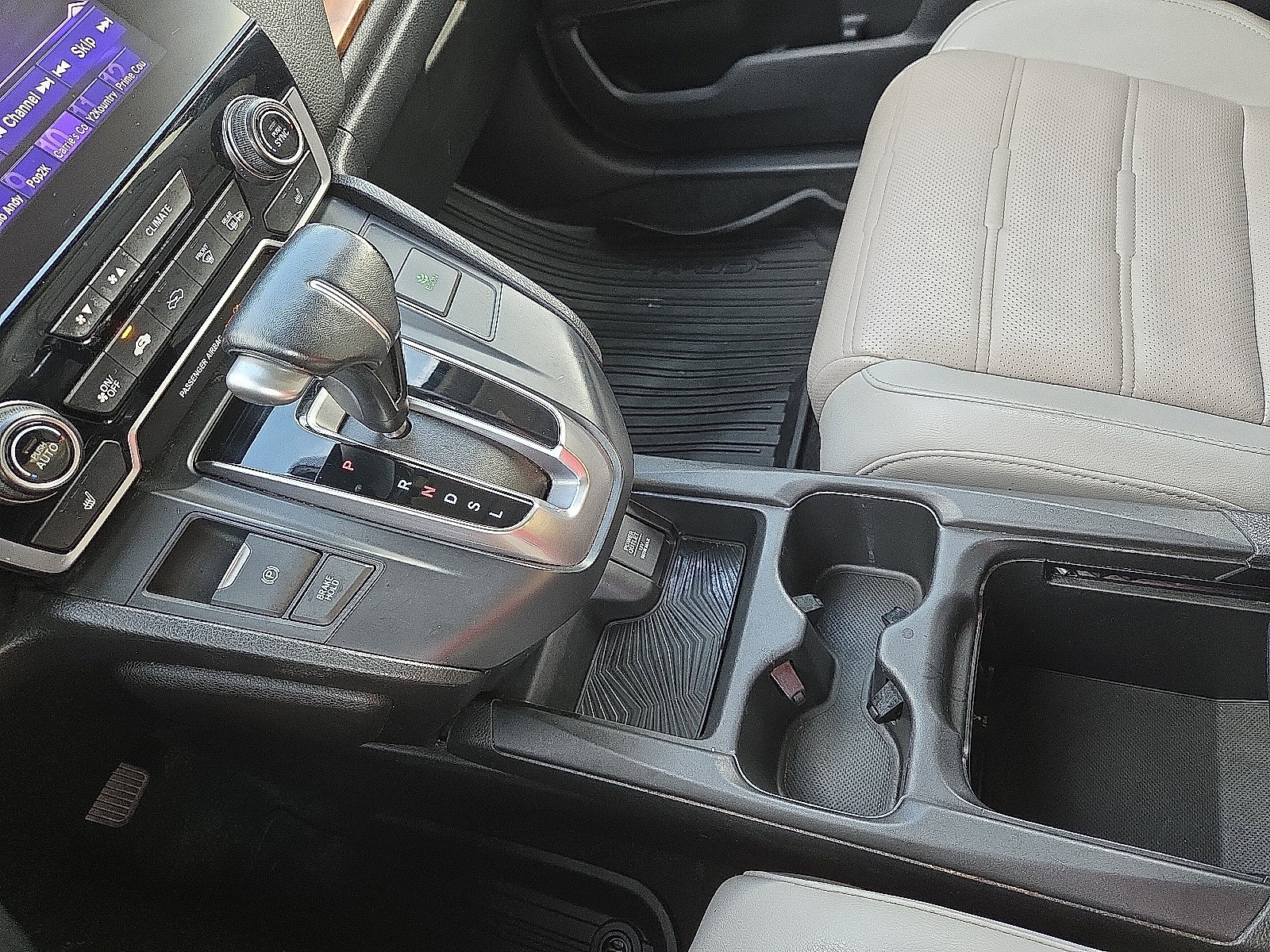 Used 2018 Honda CR-V EX-L image 25