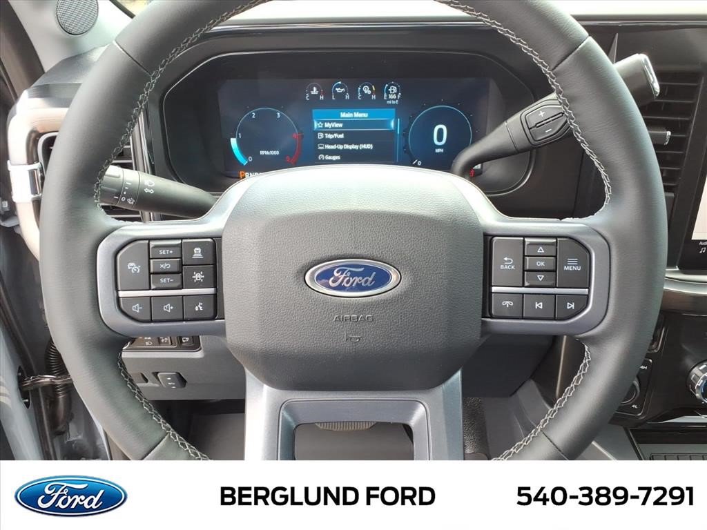 New 2026 Ford F250 Lariat w/ Black Appearance Package AWD/4WD image 16