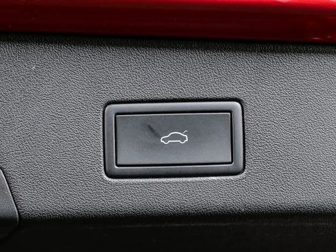 Used 2023 Volkswagen ID.4 Pro S image 32