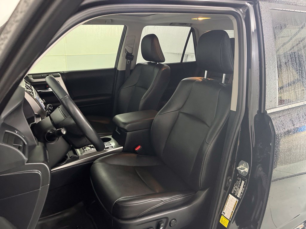 Used 2024 Toyota 4Runner Limited AWD/4WD image 18