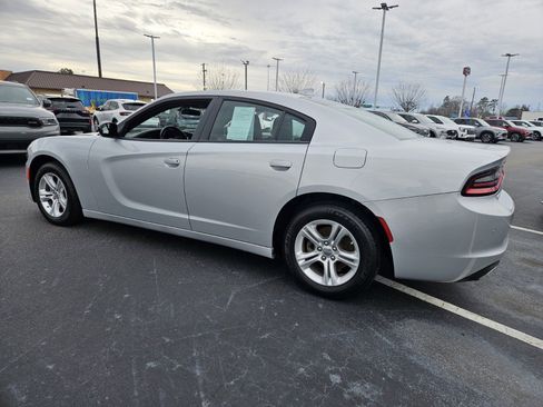 Used 2023 Dodge Charger SXT image 5