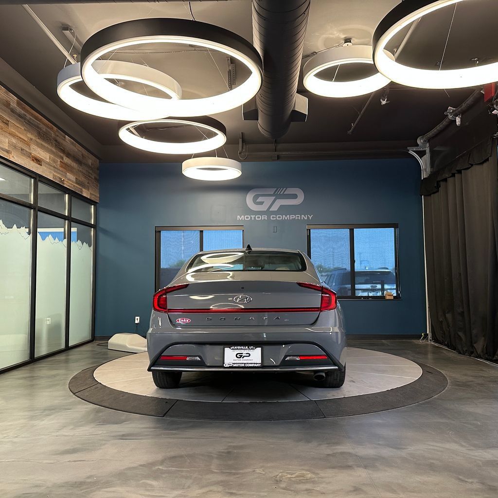 Used 2020 Hyundai Sonata SE FWD image 4