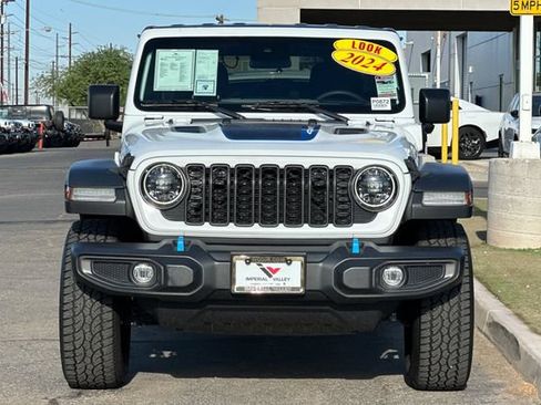 Certified 2024 Jeep Wrangler Unlimited Rubicon 4xe AWD/4WD image 9