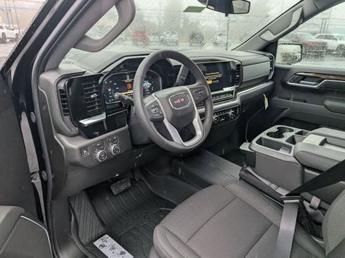 New 2026 GMC Sierra 1500 SLE w/ Preferred Package image 13