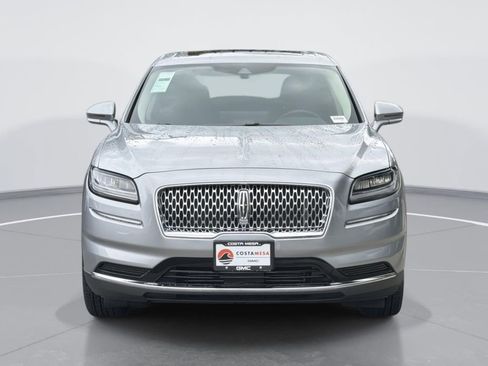 Used 2023 Lincoln Nautilus Reserve image 2