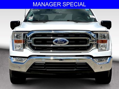 Used 2022 Ford F150 XLT w/ Equipment Group 301A Mid RWD image 3