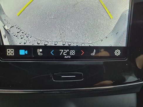 New 2025 Volvo XC40 B5 Plus w/ Climate Package image 20