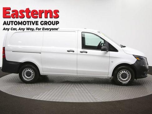 Used 2022 Mercedes-Benz Metris image 41