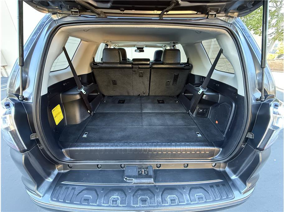Used 2014 Toyota 4Runner Limited AWD/4WD image 24