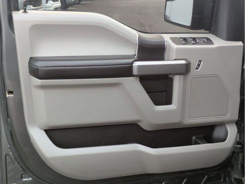 Used 2020 Ford F150 XLT w/ Equipment Group 301A Mid image 11