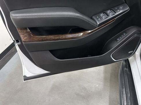 Used 2018 Chevrolet Tahoe LT AWD/4WD image 41