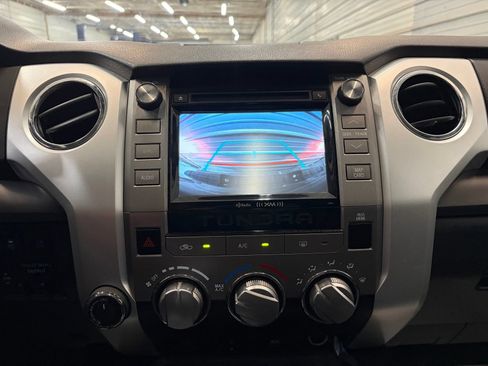 Used 2019 Toyota Tundra SR5 AWD/4WD image 19