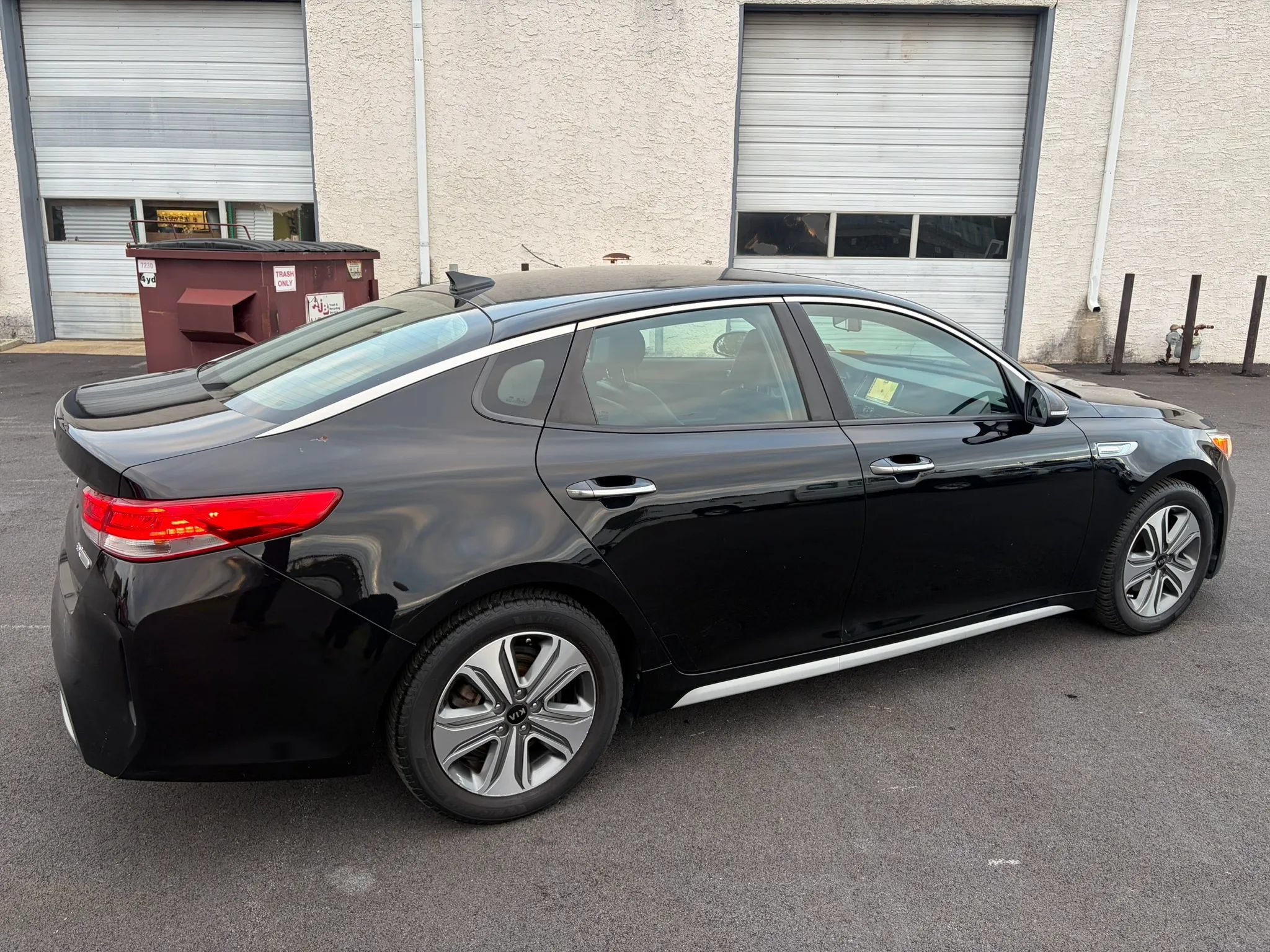 Used 2017 Kia Optima EX FWD image 10