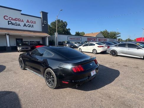 Used 2016 Ford Mustang Coupe RWD image 7