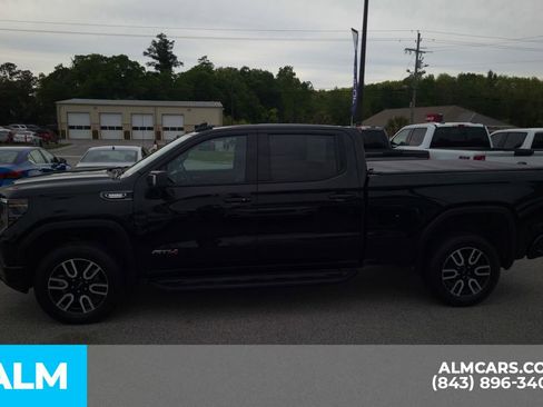 Used 2023 GMC Sierra 1500 AT4 w/ AT4 Premium Package AWD/4WD image 10