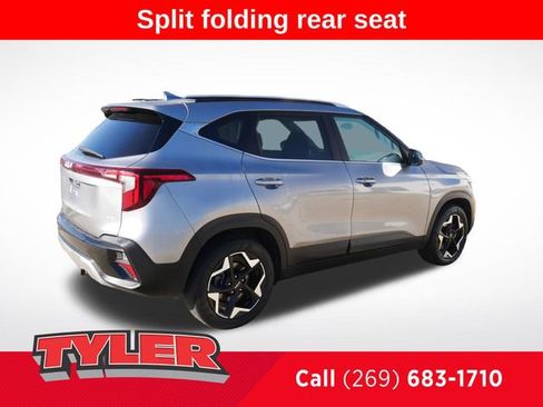 Used 2024 Kia Seltos EX AWD/4WD image 8