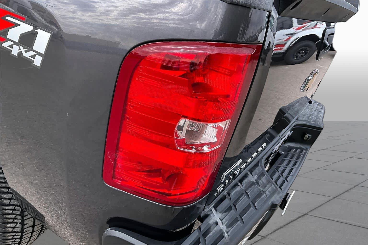 Used 2011 Chevrolet Silverado 1500 LT w/ All-Star Edition AWD/4WD image 26