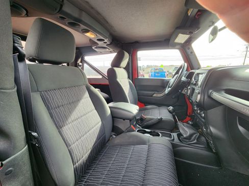 Used 2012 Jeep Wrangler Sport image 31