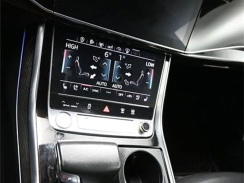 Used 2019 Audi Q8 Prestige image 22