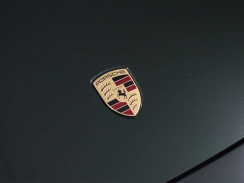 Used 2025 Porsche Taycan 4S image 27