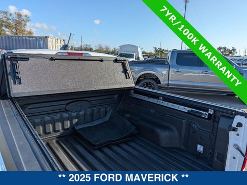 Certified 2025 Ford Maverick Lariat w/ 4K Tow Package image 18