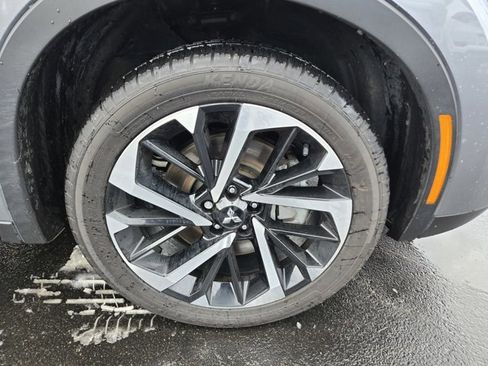 Used 2022 Mitsubishi Outlander SE image 40