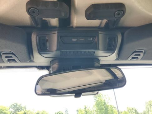Used 2024 Jeep Wrangler Unlimited Rubicon 4xe AWD/4WD image 23