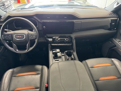 Used 2026 GMC Sierra 1500 AT4 w/ Technology Package AWD/4WD image 14