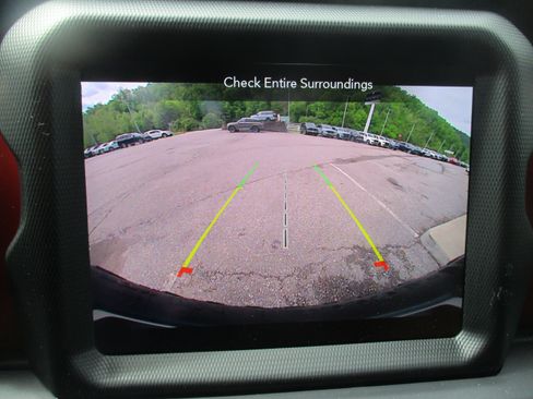 Used 2022 Jeep Wrangler Unlimited Rubicon AWD/4WD image 17