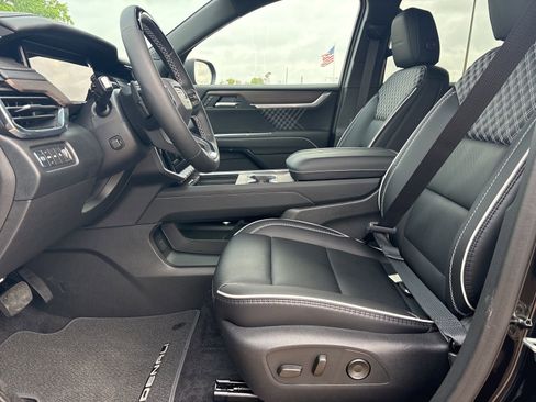 New 2026 GMC Acadia Denali image 15