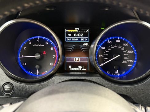 Used 2018 Subaru Outback 2.5i Premium AWD/4WD image 30