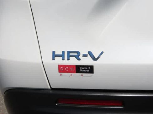 Used 2024 Honda HR-V LX image 7