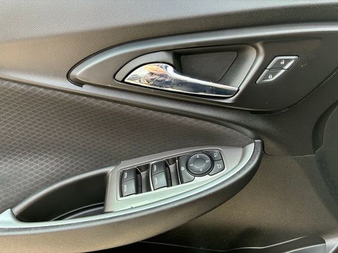 Used 2023 Chevrolet Malibu LT image 5