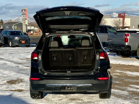 Used 2022 Chevrolet Equinox Premier image 16