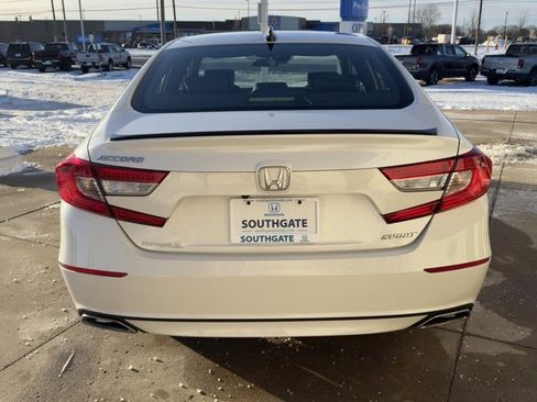 Certified 2022 Honda Accord Sport image 4