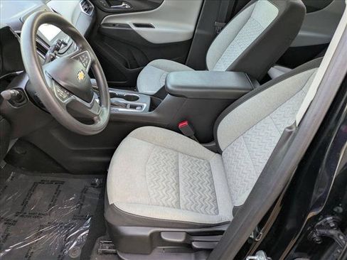 Used 2022 Chevrolet Equinox LS FWD image 16