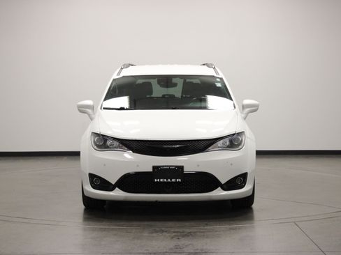 Used 2018 Chrysler Pacifica Touring-L Plus w/ Advanced Safetytec Group FWD image 3