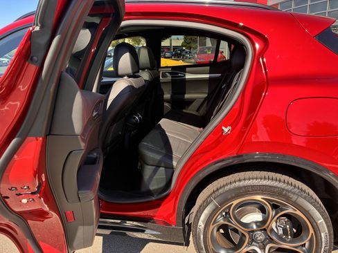 New 2025 Alfa Romeo Stelvio Sprint image 25