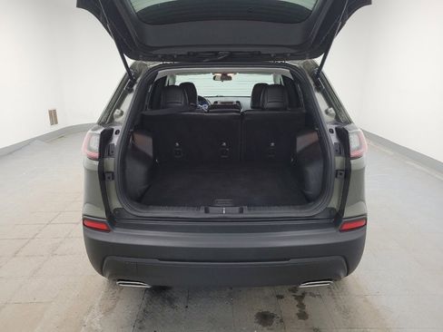 Used 2019 Jeep Cherokee Latitude Plus w/ Cold Weather Group image 29