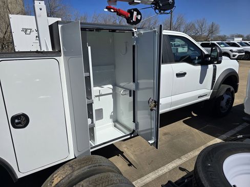 New 2023 Ford F550 4x4 SuperCab Super Duty image 12