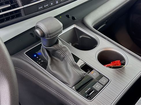 Certified 2026 Toyota Sienna LE FWD image 16