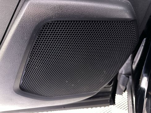 Used 2023 Toyota Highlander XLE image 61